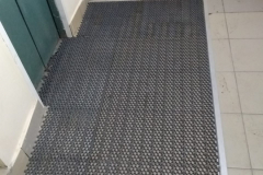 Коврик у лифта